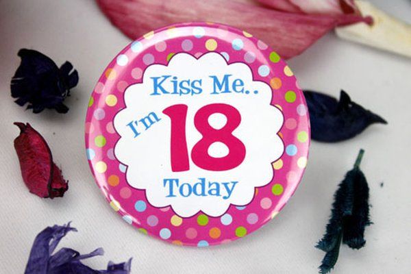 18th Birthday Party Badge - Kiss Me
